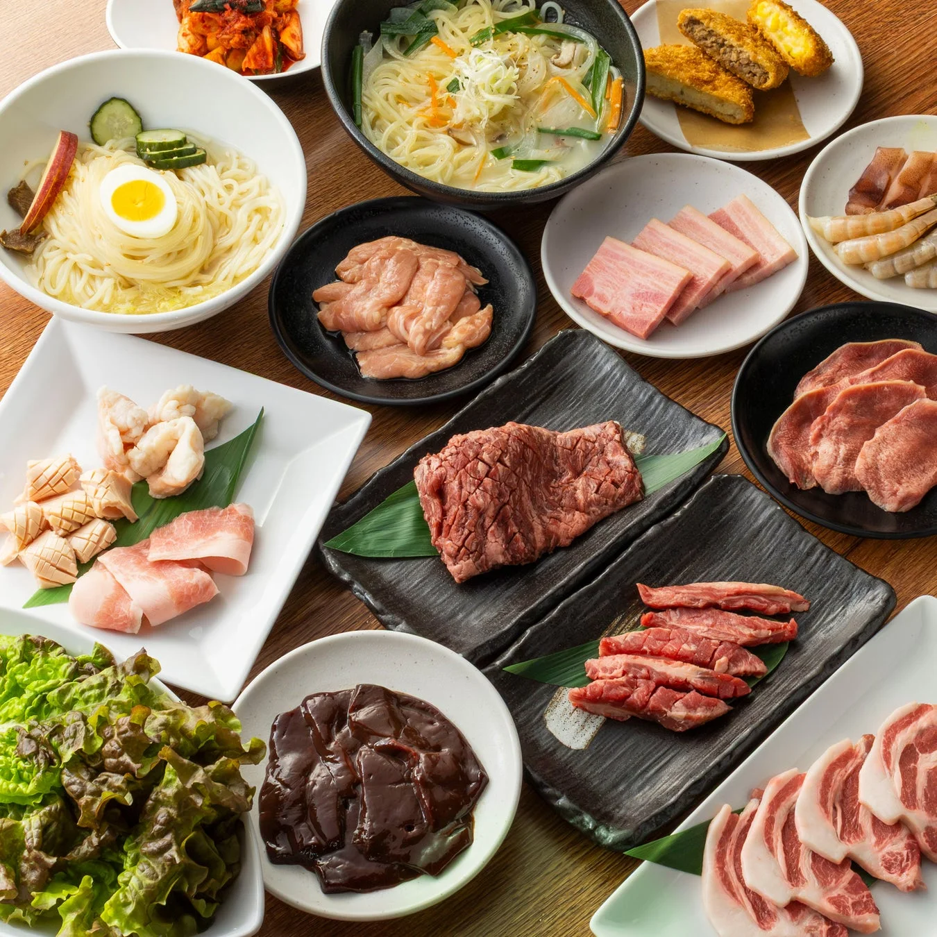 豪華な焼肉セット
