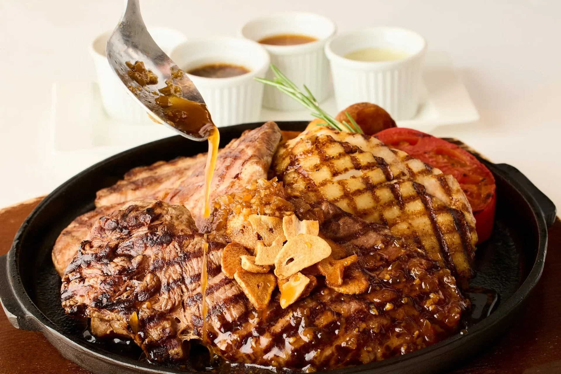BAY GRILL 3種のミートプラッター