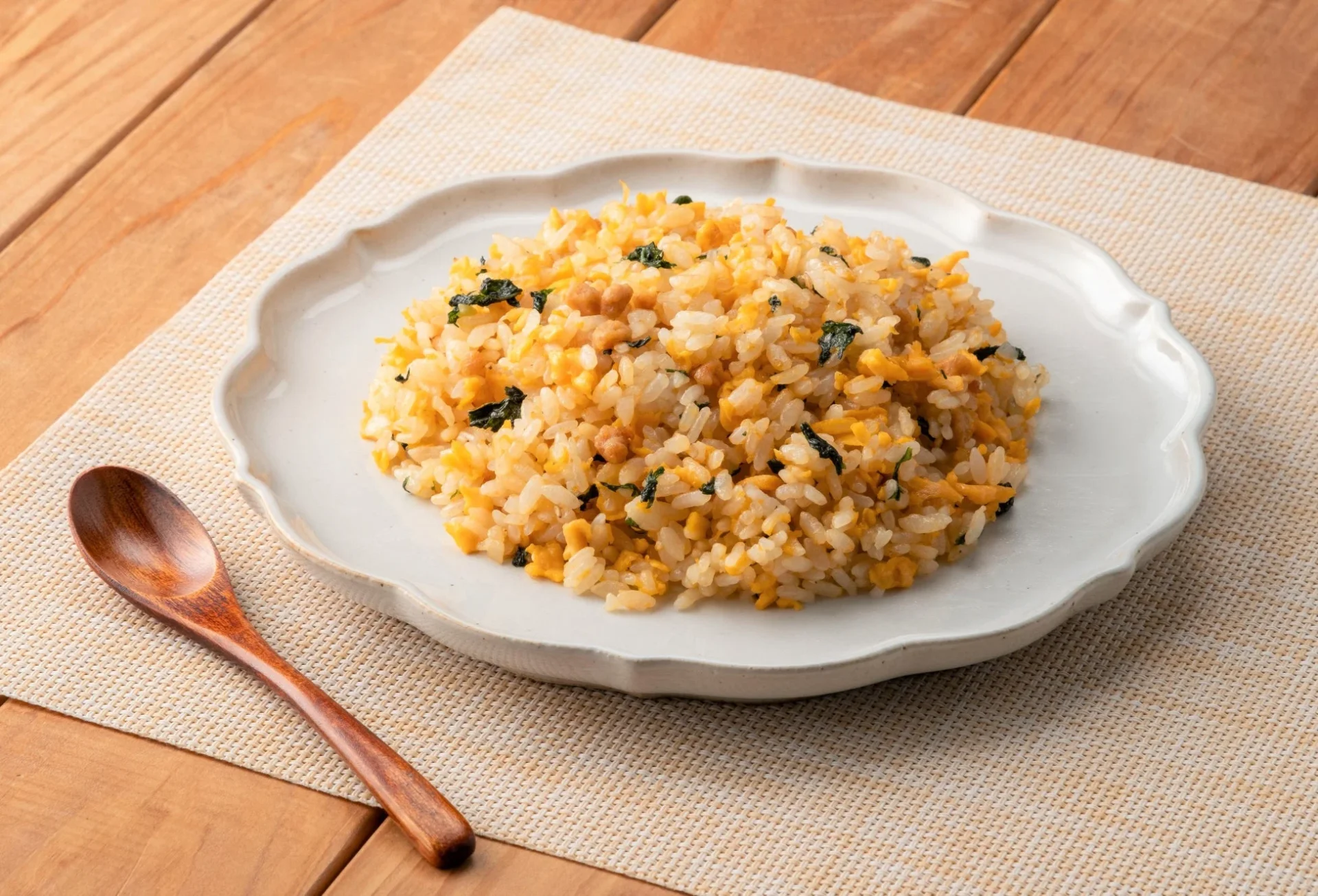青じそ香る 鶏そぼろ風炒飯のイメージ