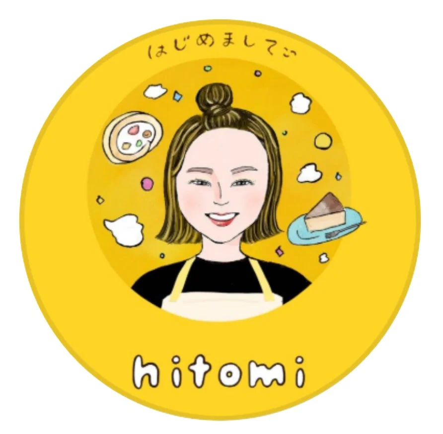 笑顔の女性がエプロン姿で描かれたイラスト