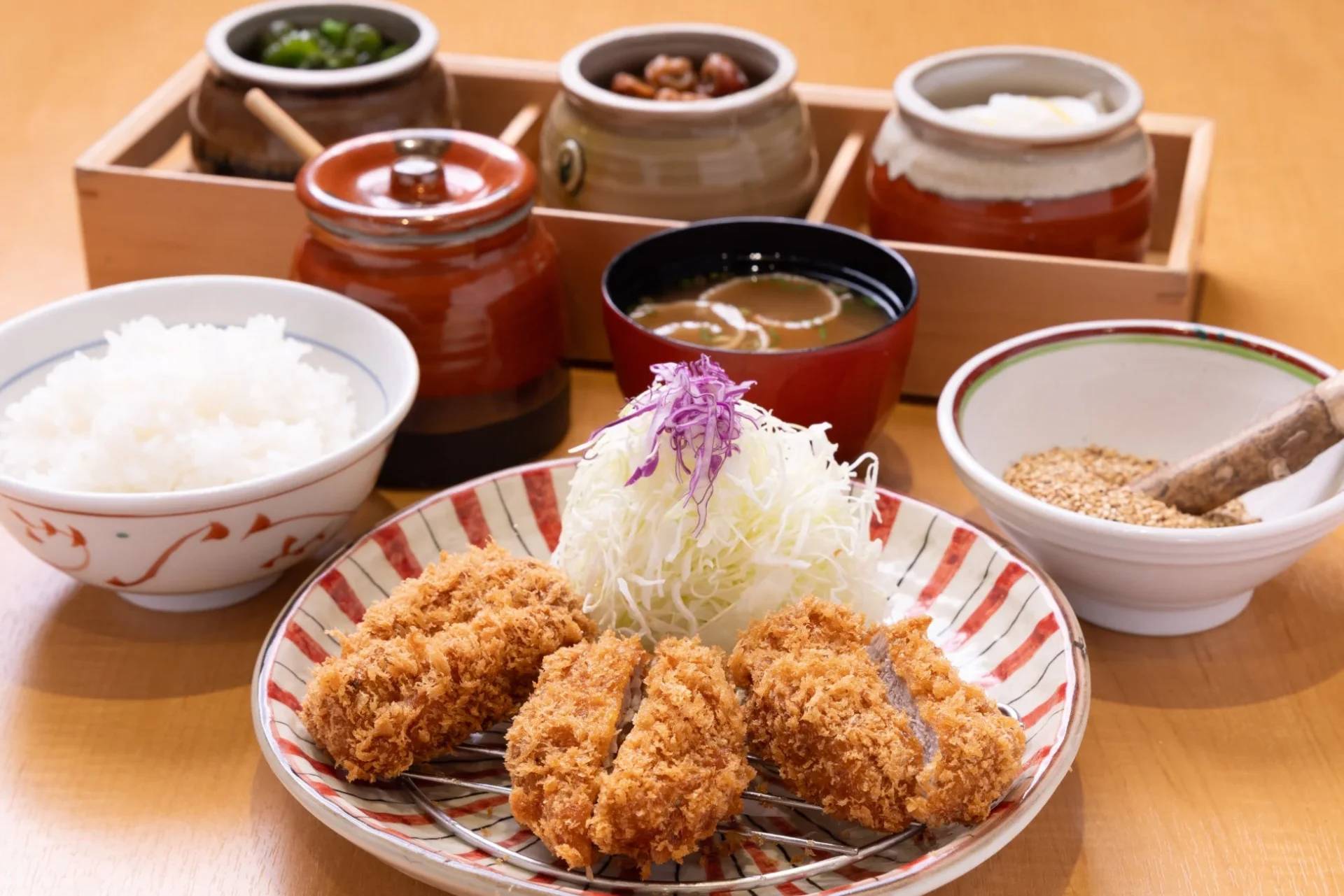 熟成ひれかつ膳